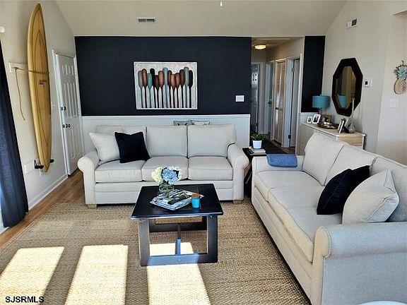3rd image of 15 Safe Harbor Dr #2