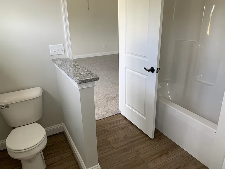 15303 American Legion Dr — Photo 11