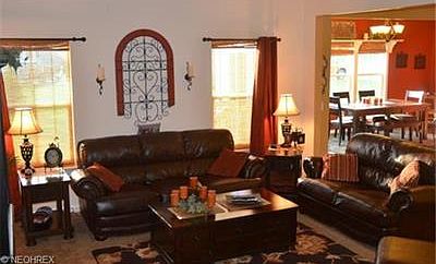 3rd image of 2428 Deerfield Dr