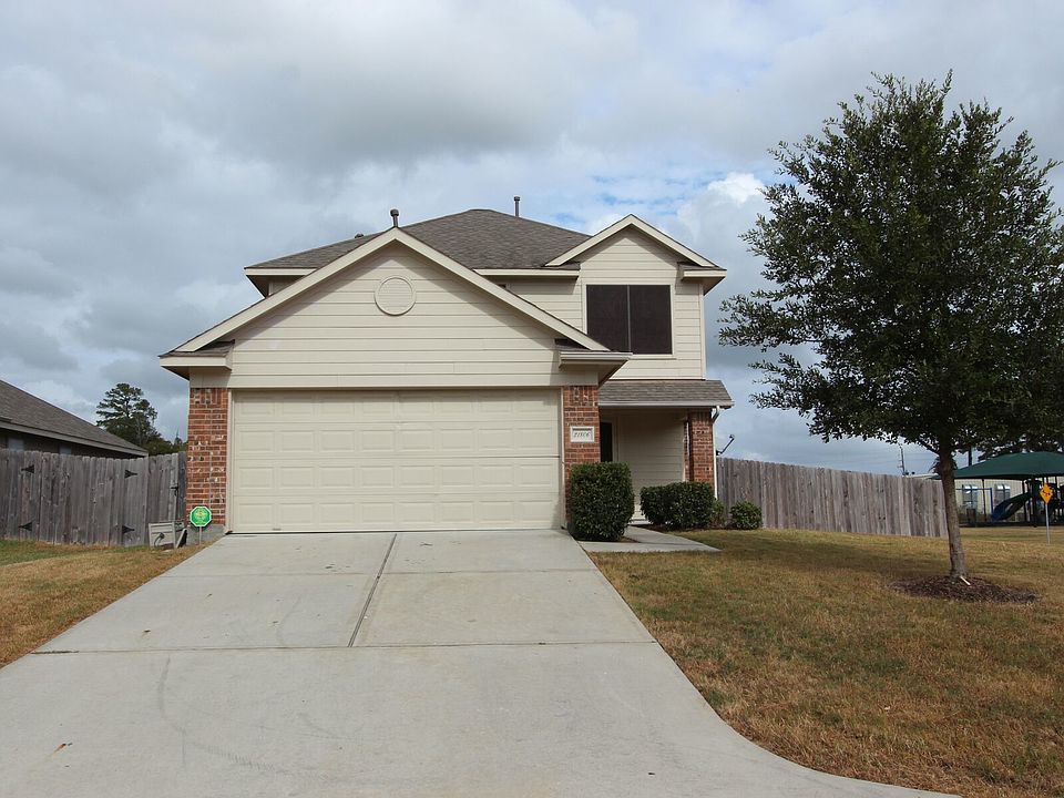 1st image of 21806 Paril Creek Dr