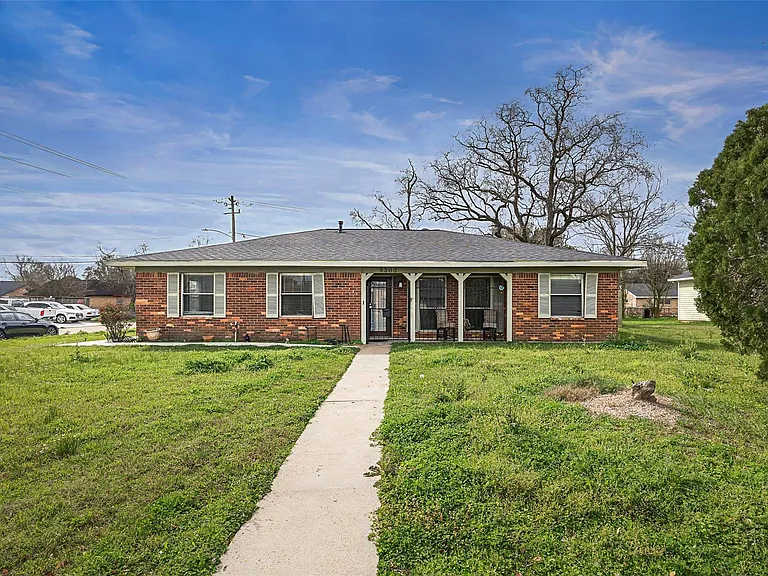 5303 Heatherbrook Dr — Photo 3