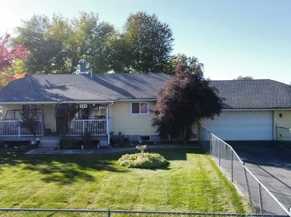 724 S Adams Rd, Spokane, WA 99216