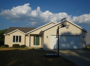 151 Robinson Rd, Oregon, WI 53575