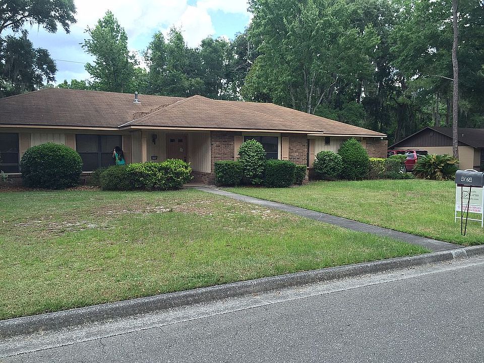 1st image of 4124 NW 30th Pl