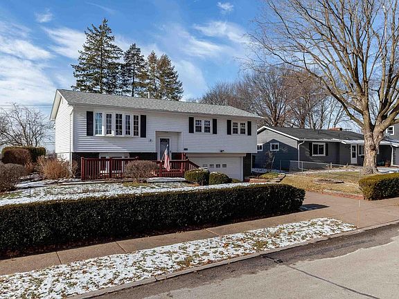 3rd image of 2530 Avalon Dr