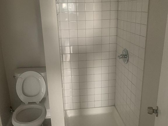 Apt C bathroom