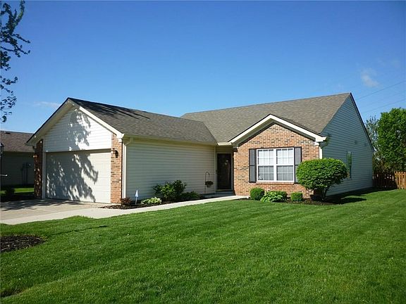 2nd image of 414 Creekstone Dr