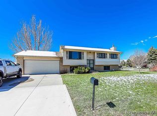 120 Mountain Ct, Cheyenne, WY 82009