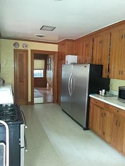 5th image of 429 Lakeview Dr