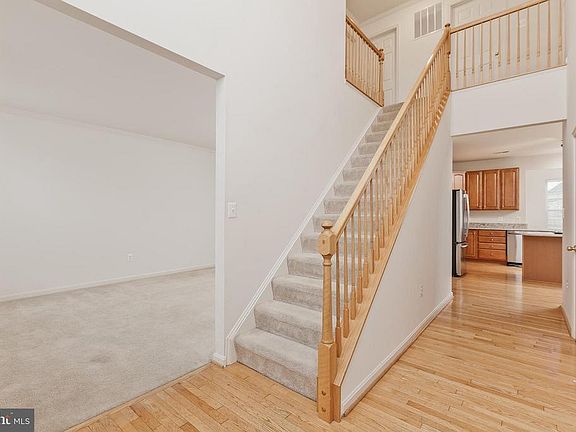 3rd image of 18322 Misty Acres Dr