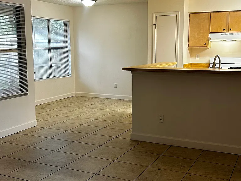 54 Blue Echo Ct — Photo 4
