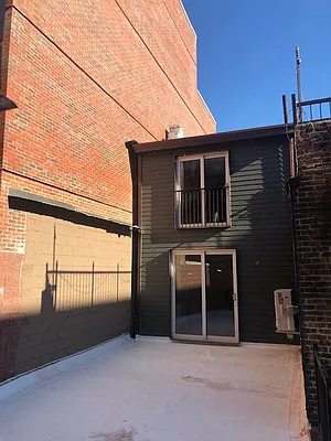 Rented by Michal Kuras, LREB | media 20