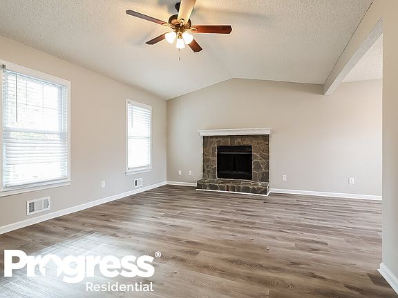 5th image of 3011 Morris Ln