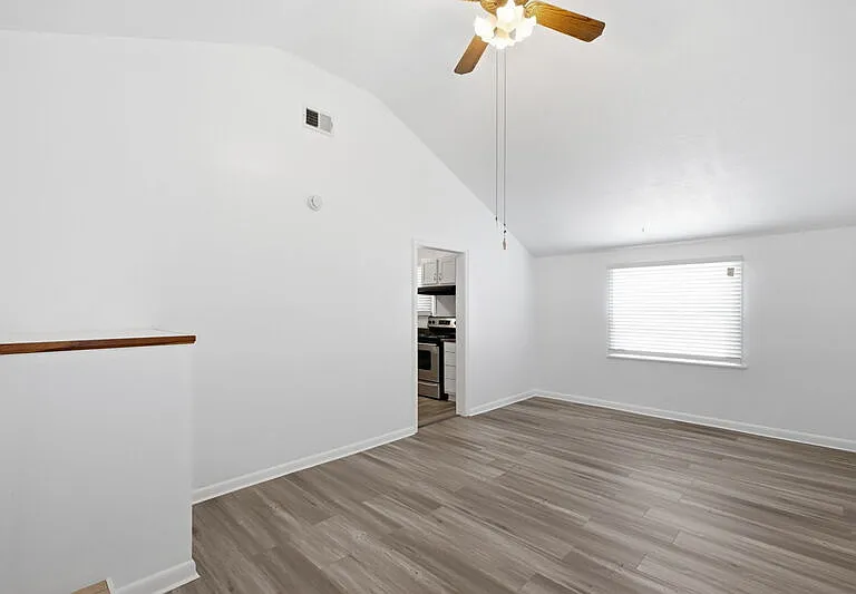 5545 Aragon Dr — Photo 23