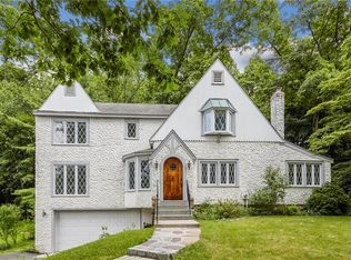 21 Leonard St, Mount Kisco, NY 10549