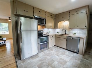 7332 W Quail Ln, Wichita, KS 67212