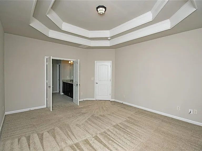 7490 Silk Tree Point — Photo 16
