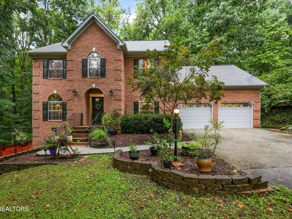 10904 Sallings Rd, Knoxville, TN 37922
