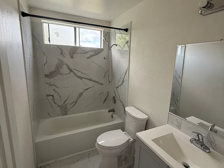 2034 Canyon Dr #14 — Photo 7