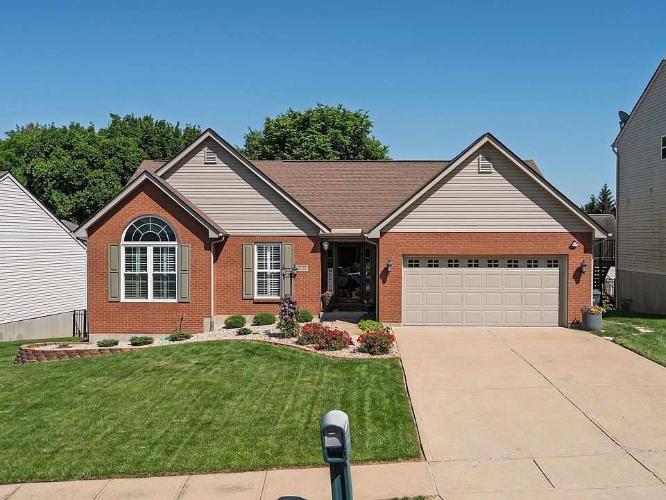 1st image of 2097 Glenview Dr