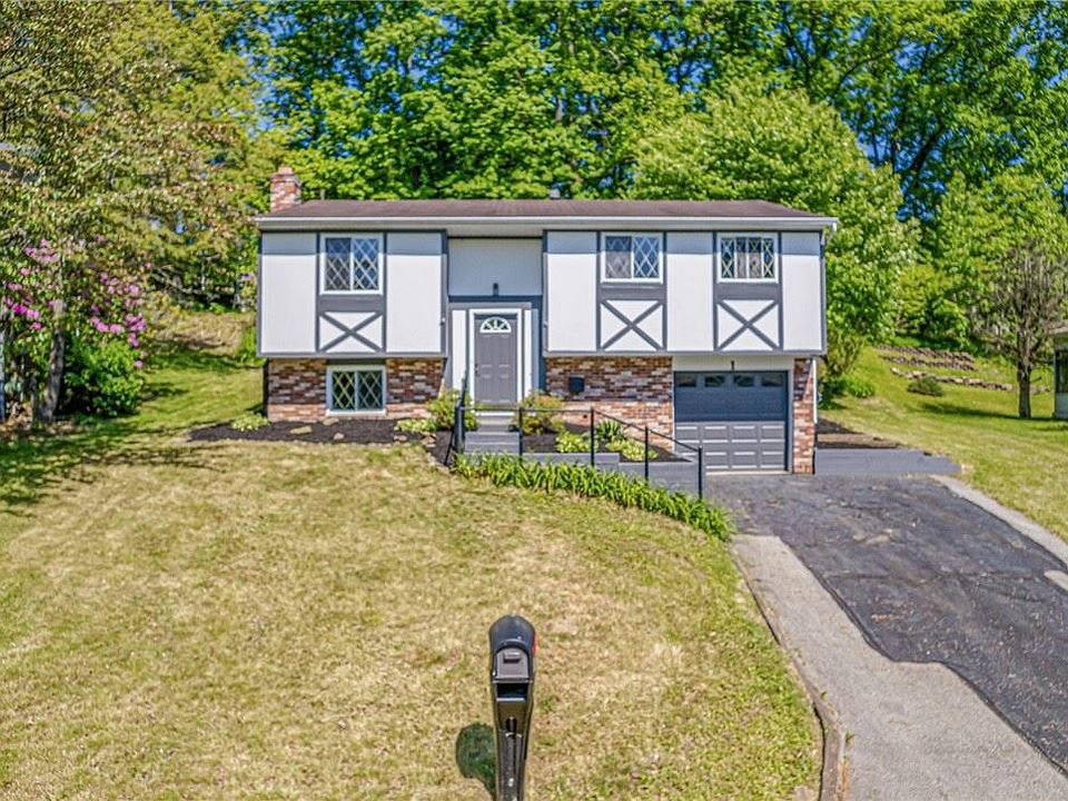 1st image of 1 Lou Anne Ln