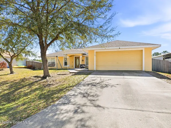 1120 Savannah St SE, Palm Bay, FL 32909