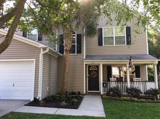 1714 Henley Ln, Charleston, SC 29412