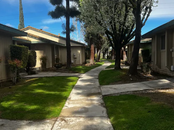 Palm Gates Apartments