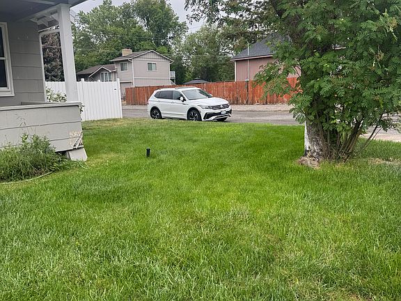 2nd image of 3327 E 29th Ave