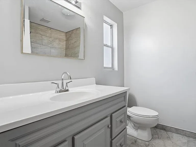 5991 Fairfield Ave S #4 — Photo 9