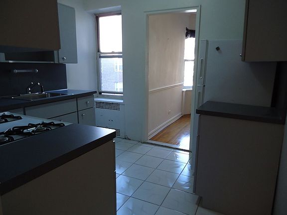 4th image of 6864 Yellowstone Blvd APT A56