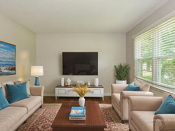 5th image of 2561 Birdsong Ave