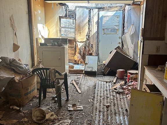4th image of 424 N Pope St