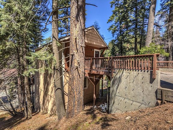 2nd image of 838 Lake Dr