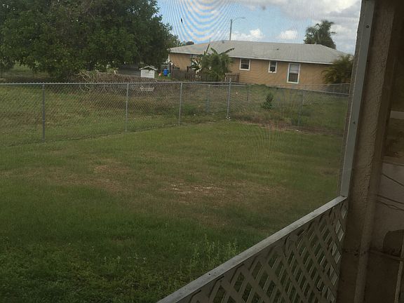 5th image of 321 NE 20th Ter