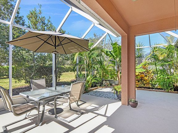 3rd image of 6678 Sutro Heights Ln