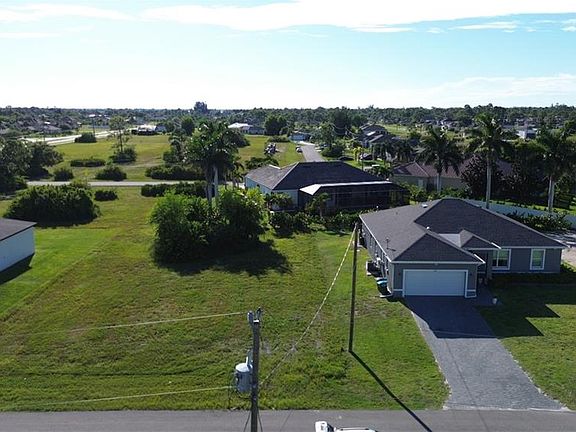 3rd image of 2012 NW 24th PL