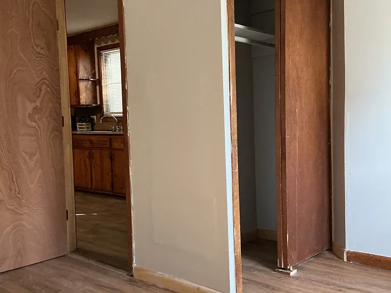 8 Rogers Pl — Photo 9