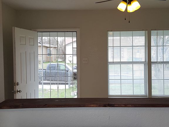 5th image of 2350 Burnet St