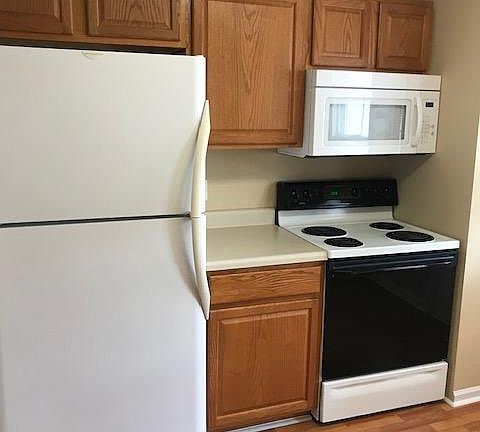 5th image of 16822 Bridgeton Ln