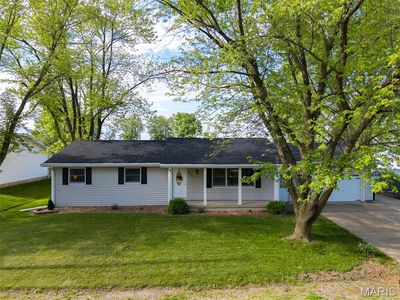 511 E Wilson St, Beckemeyer, IL, 62219