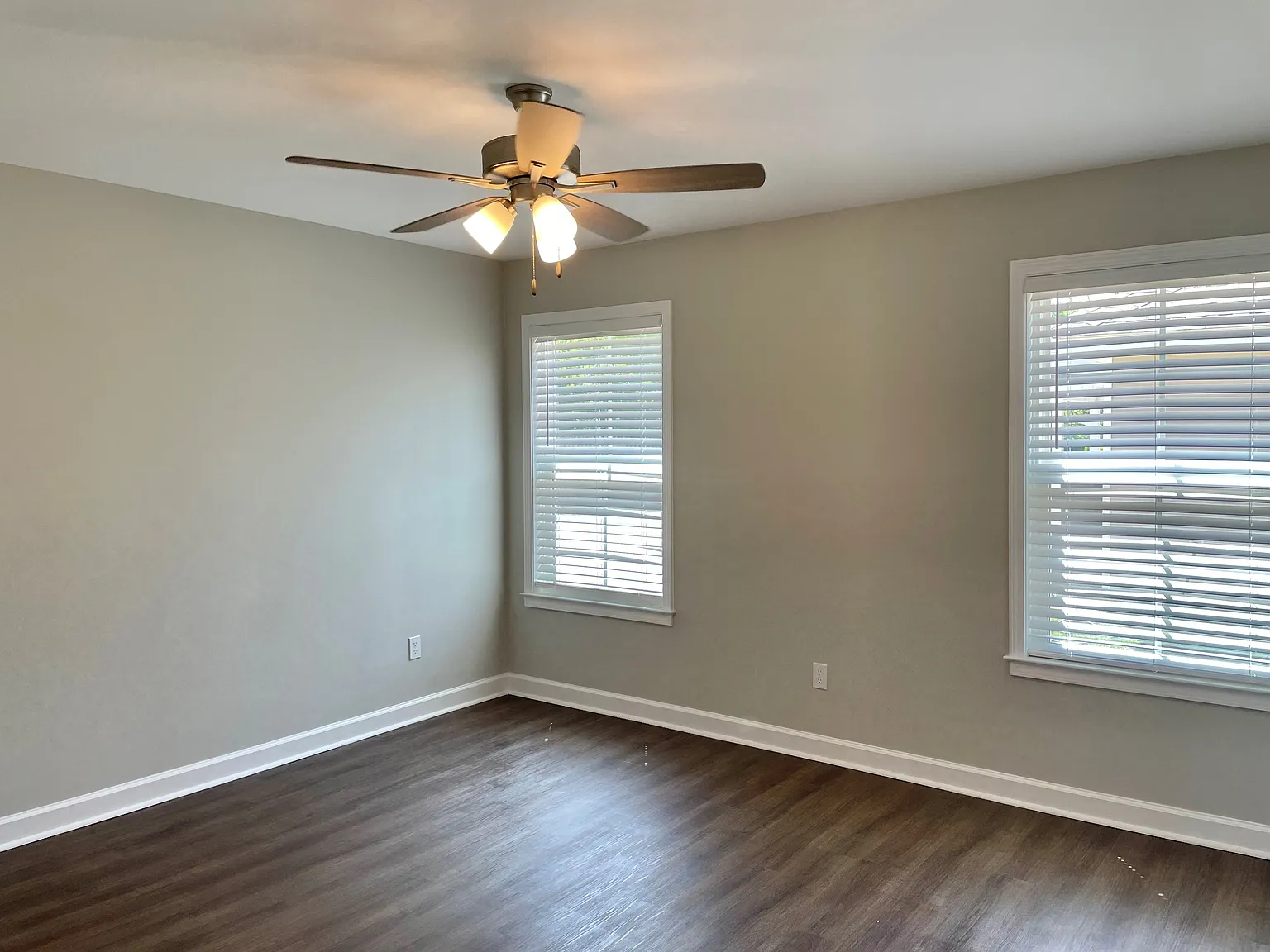 3 bed, 1500 sqft, $1,500 — Photo 4