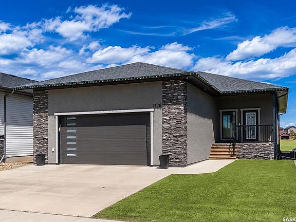 2nd image of 1178 Meier DRIVE