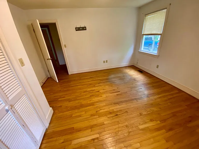 4949 Lookout Rd #HOUSE — Photo 31