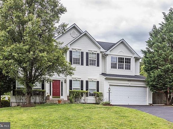2nd image of 10525 Moonglow Ct