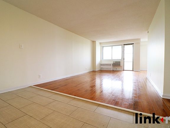2nd image of 40 E Sidney Ave APT 7B