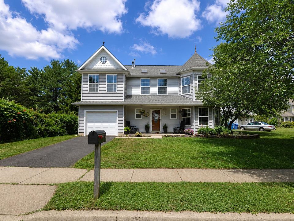 1st image of 102 Saint Barnabas Cir