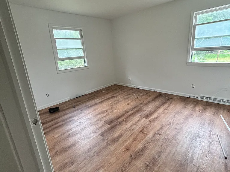 16765 Valley Forge Ln — Photo 4