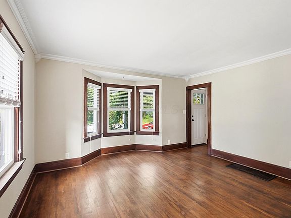 5th image of 1300 Ashland Ave