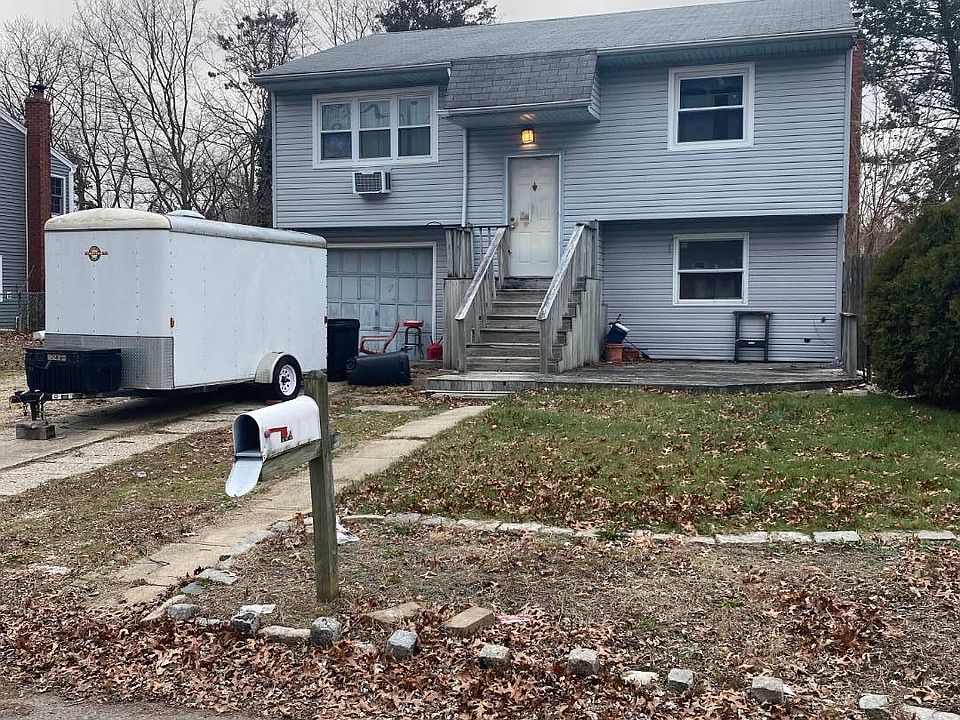 1st image of 199 Grove St